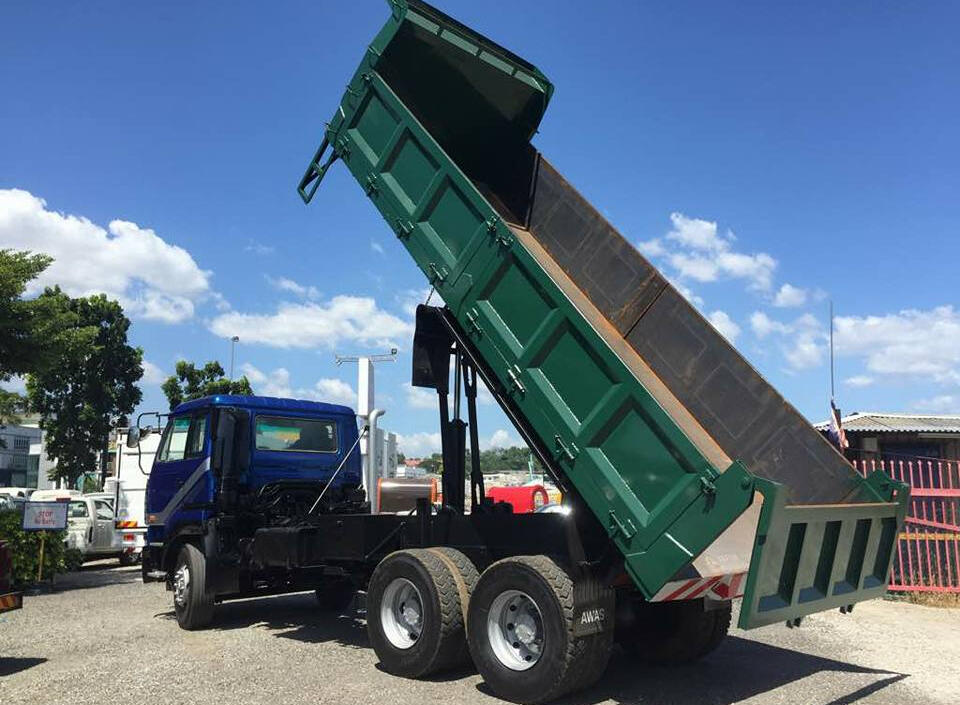 10 tyre Tipper-6,000 SQFT